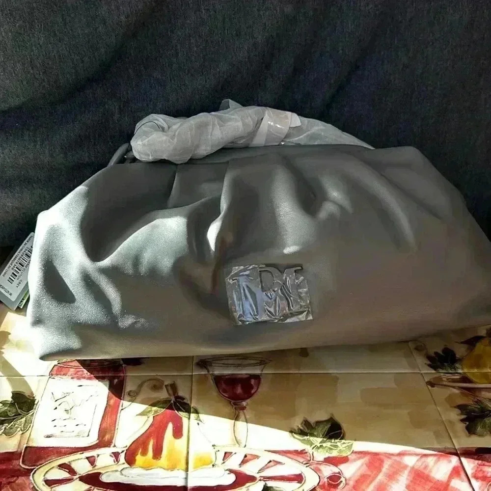 Badgley Mischka purse - Picture 1 of 8